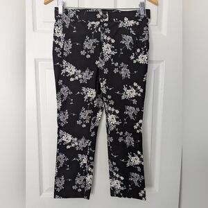Jules & Leopold Floral Capris Pants